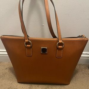 Dooney and Bourke Wren Tote